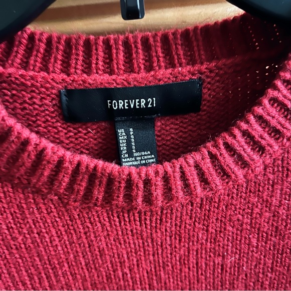 Forever 21 Sweater - Picture 3 of 4